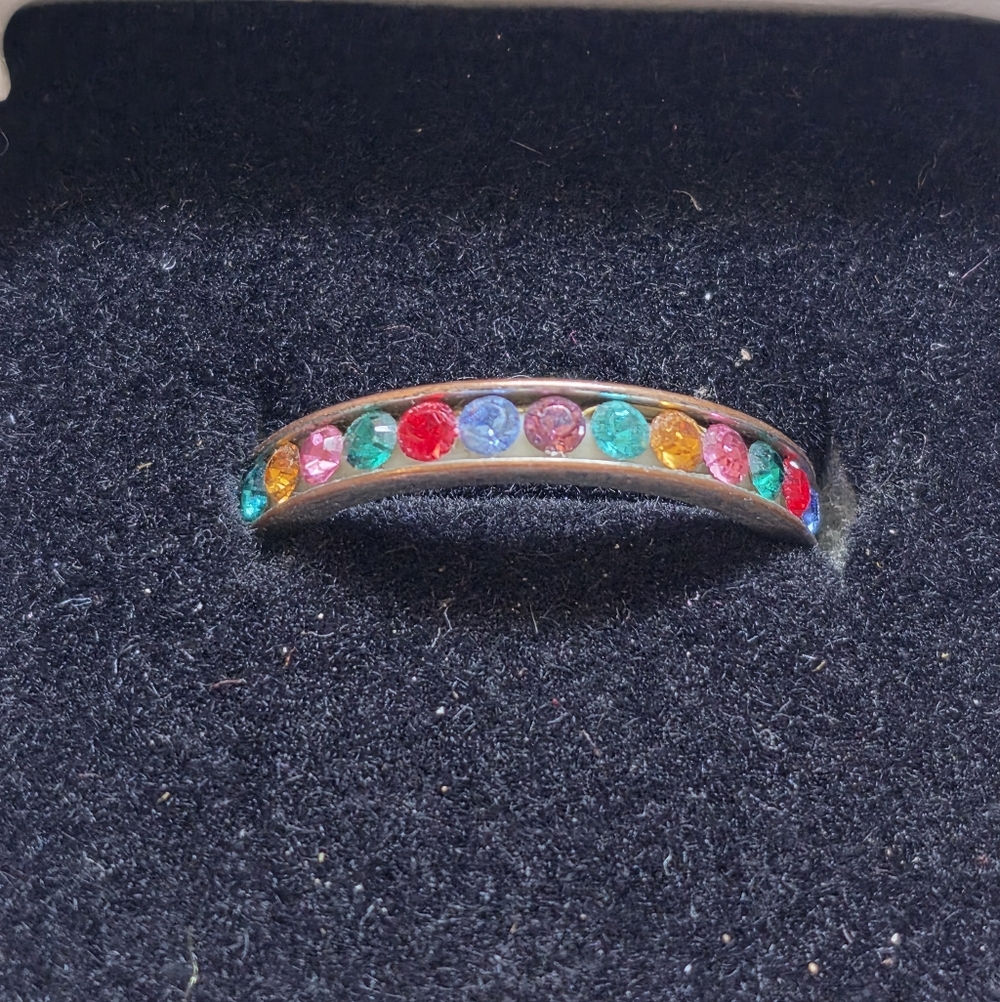 5 Gold Fun Costume Rings - Picture 13 of 14
